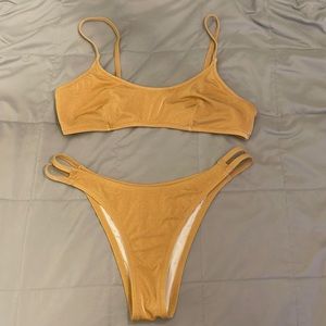 Victoria’s Secret bikini